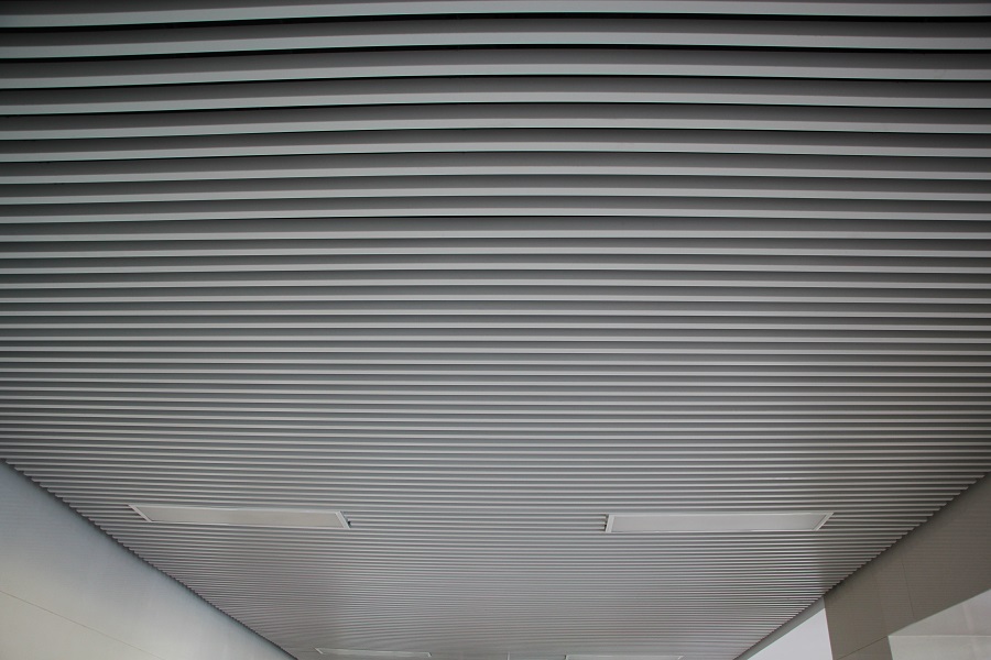 �����X�ΰ�